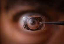 Kontaktlinsen bei Erkältung – riskant für die Augen Kontaktlinsen bei Erkältung - riskant für die Augen