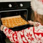 Besinnlichkeit statt Brandalarm: Tipps für eine sichere Adventsküche Besinnlichkeit statt Brandalarm: Tipps für eine sichere Adventsküche