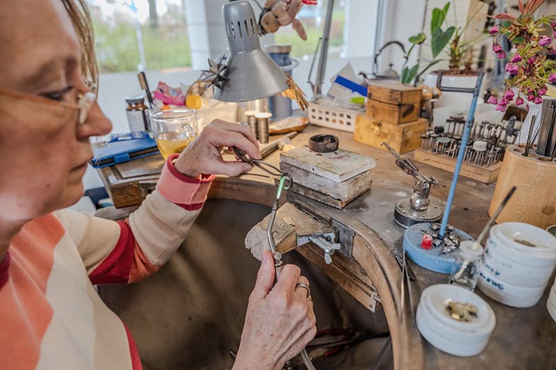 50 Jahre Goldschmiede Reich: Filigranes Handwerk in Fruerlund