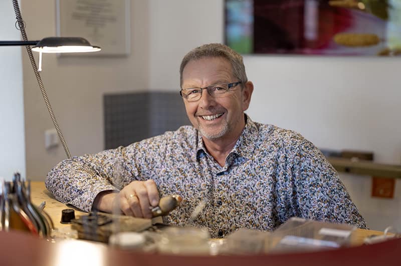 50 Jahre Goldschmiede Reich: Filigranes Handwerk in Fruerlund