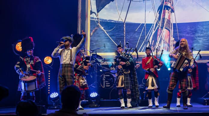 Im Dienst der Krone: Highland Saga Im Dienst der Krone: Highland Saga