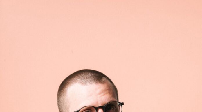 Moritz Neumeier – Einer von den Guten Moritz Neumeier - Einer von den Guten