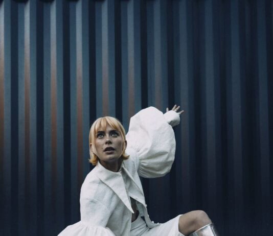 Alli Neumann: Zurück auf der Erde Alli Neumann: Zurück auf der Erde