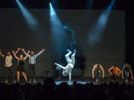 Breakin’ Mozart – Klassik meets Breakdance Breakin’ Mozart - Klassik meets Breakdance