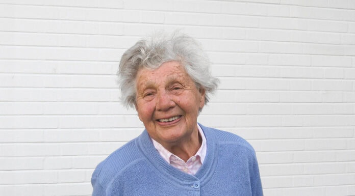 Gisela Mikolajewicz – „Sie verkörpert ein Jahrhundert Flensburg“ Gisela Mikolajewicz - „Sie verkörpert ein Jahrhundert Flensburg“