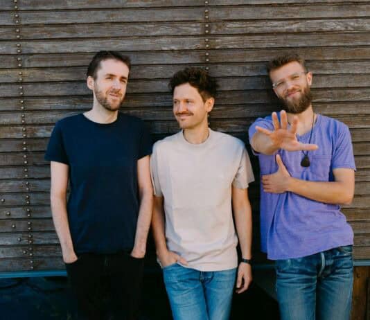 ComingHome Concerts präsentiert: „Cosmic Latte“ ComingHome Concert präsentiert: „Cosmic Latte“