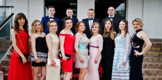 Festlich gekleidet – Die perfekte Ausstattung der Konfirmanden Festlich gekleidet - Die perfekte Ausstattung der Konfirmanden