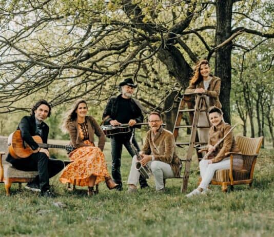 Sundance in Moonlight Sundance in Moonlight