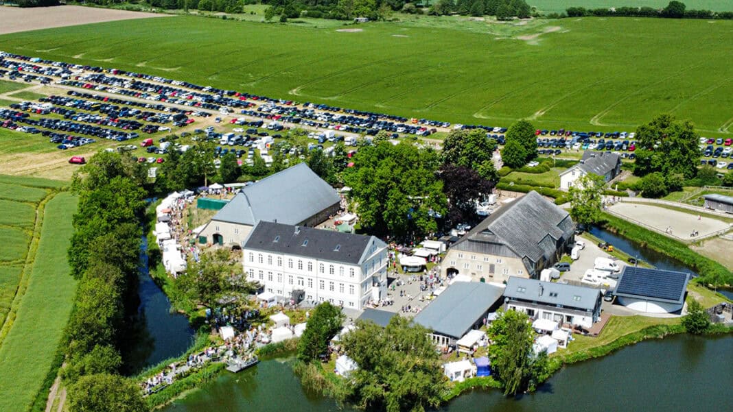 DCIM100MEDIADJI_0365.JPG Pfingstmarkt auf Gut Oestergaard: Ein Fest für die Sinne im Norden