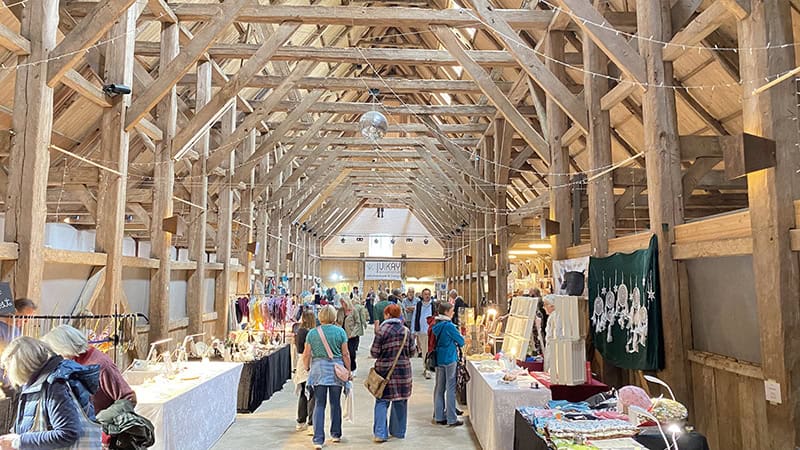 Pfingstmarkt auf Gut Oestergaard: Ein Fest für die Sinne im Norden