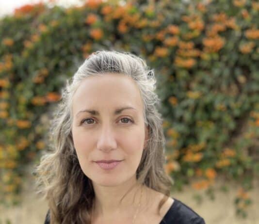 Lesung mit Sarah Levy: Kein anderes Land. Aufzeichnungen aus Israel Lesung mit Sarah Levy: Kein anderes Land. Aufzeichnungen aus Israel