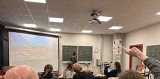Abitur am Abendgymnasium – ein dorniger und mühsamer Weg? Abitur am Abendgymnasium – ein dorniger und mühsamer Weg?