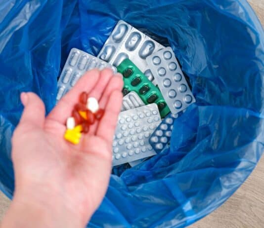 Abgelaufene Arzneimittel gehören in den Hausmüll Abgelaufene Arzneimittel gehören in den Hausmüll