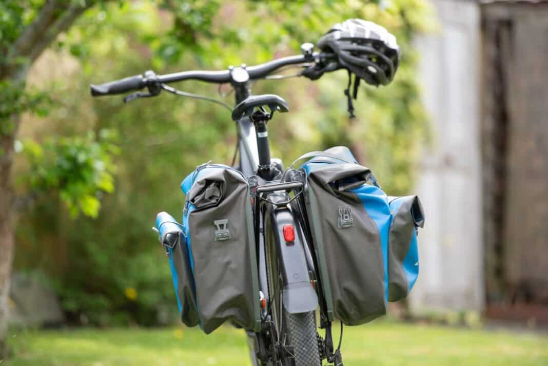 TÜV SÜD zeigt, worauf Verbraucher beim Fahrradzubehör achten sollten