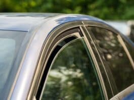 Auto parken: Offene Fenster können teuer werden Auto parken: Offene Fenster können teuer werden