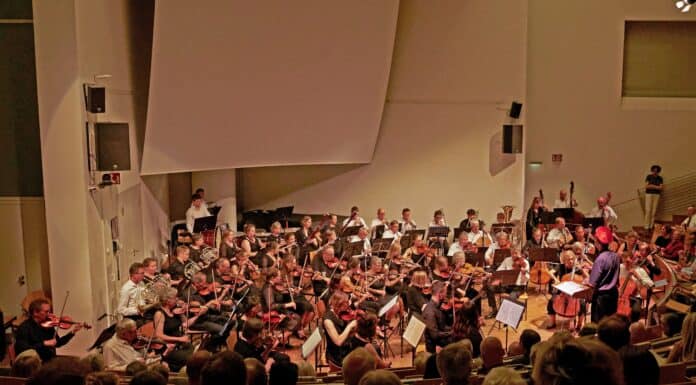Konzert des Hochschulorchesters Flensburg e. V. Konzert des Hochschulorchesters Flensburg e. V