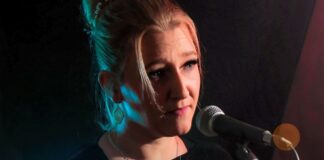 Ashley sings ADELE – In großer Band-Besetzung Ashley sings ADELE – In großer Band-Besetzung