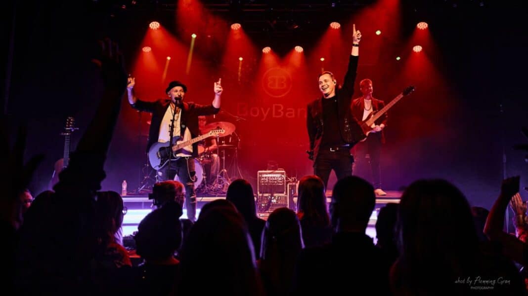 Press-photo-jpg The Boyband - Larger than Life