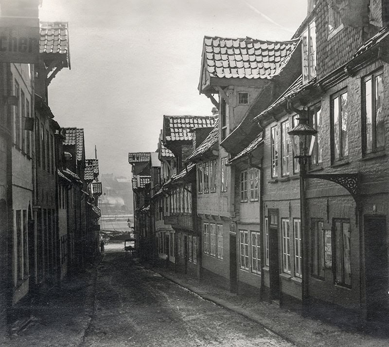 Flensburg 1946 Folge 4 Butter-Schiebung  ein tragischer Unfall und ein Zirkus