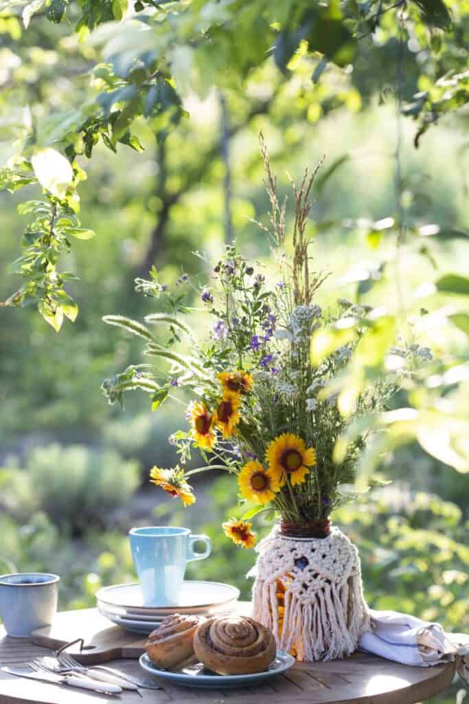 Sommerliche Städtereisen: Blumen, Märkte und Gastgeschenke von Flensburg bis Niederösterreich