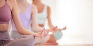 Neue Kraft schöpfen dank Yoga Neue Kraft schöpfen dank Yoga