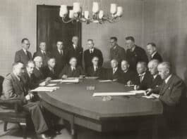 Flensburg 1946 Folge 5: Kommunalwahl und Stutthoff-Prozess – eine Grenzstadt in den Schlagzeilen Flensburg 1946 Folge 5: Kommunalwahl und Stutthoff-Prozess - eine Grenzstadt in den Schlagzeilen