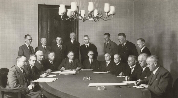 Flensburg 1946 Folge 5: Kommunalwahl und Stutthoff-Prozess – eine Grenzstadt in den Schlagzeilen Flensburg 1946 Folge 5: Kommunalwahl und Stutthoff-Prozess - eine Grenzstadt in den Schlagzeilen